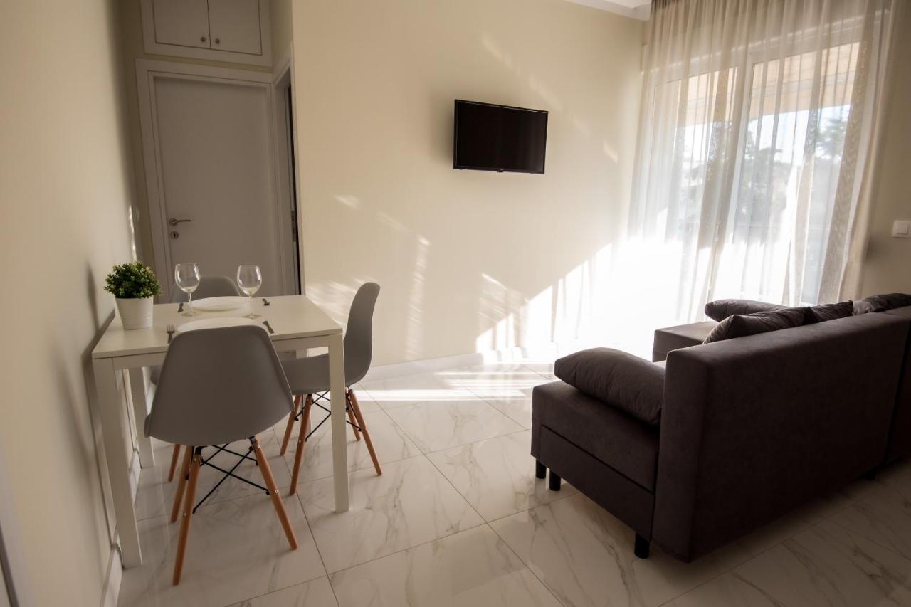 Olive 102 Apartment Peraia  Ngoại thất bức ảnh