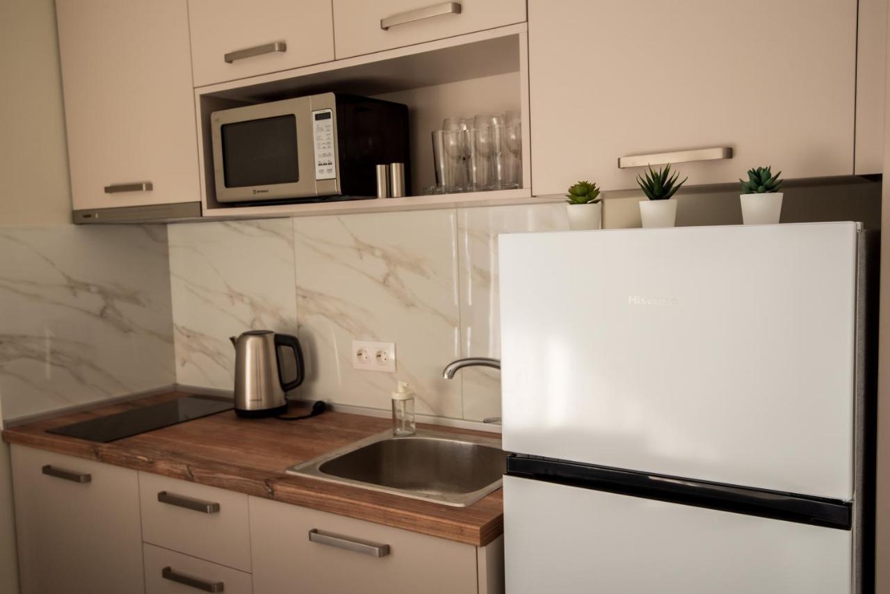 Olive 102 Apartment Peraia  Ngoại thất bức ảnh