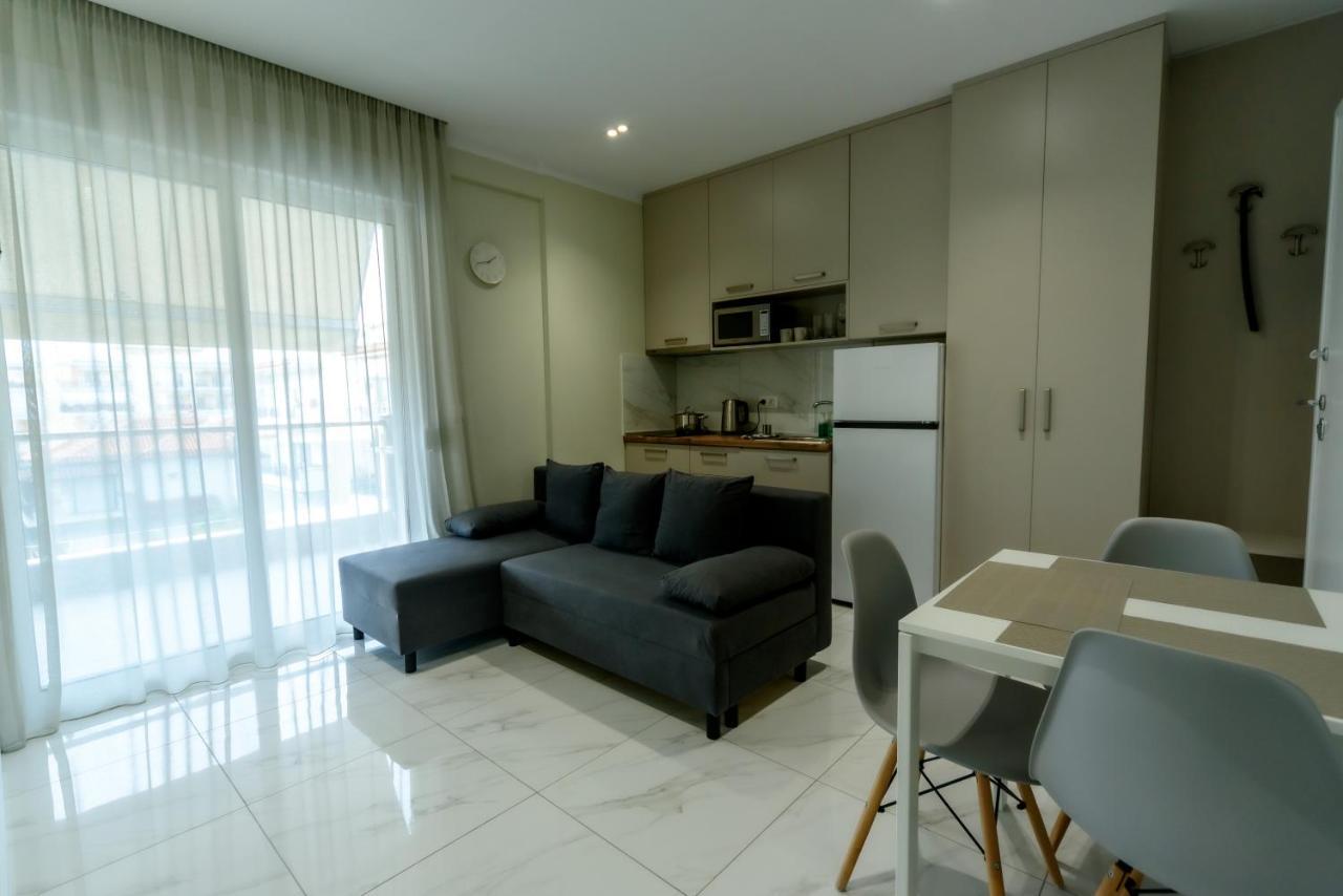 Olive 102 Apartment Peraia  Ngoại thất bức ảnh